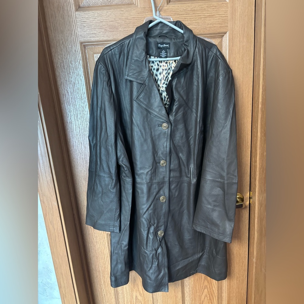 BROWN LEATHER COAT